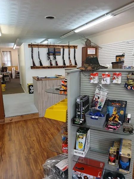 Hooked Up Bait Tackle & Pawn