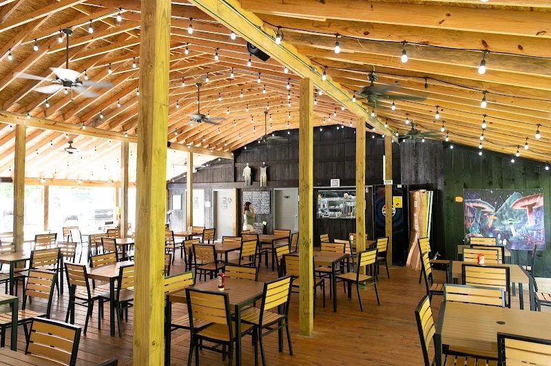 Toad's BARn and Grill