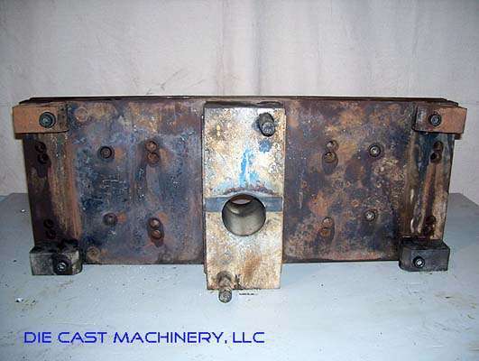 Used DME Model: DC-1215-A-HD 1215 inch Heavy Duty, Double Unit, Cold Chamber Aluminum master unit die holder