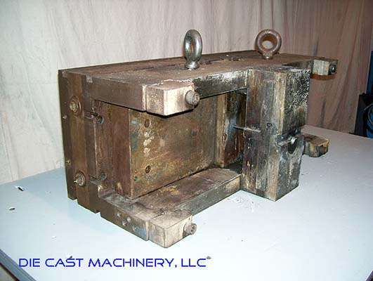 Used DME Model: DC-1215-A-HD 1215 Inch Heavy Duty, Double Unit, Cold Chamber Aluminum master unit die holder