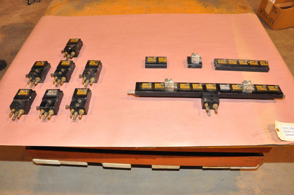 Used Wollin Model: 27 Wollin Die Spray Manifold for Automated Reciprocator Sprayer