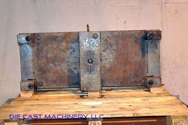 Used DME Model: DC-1518-Z-HD 1518 inches Heavy Duty, Double Unit, Hot Chamber Zinc master unit die holder