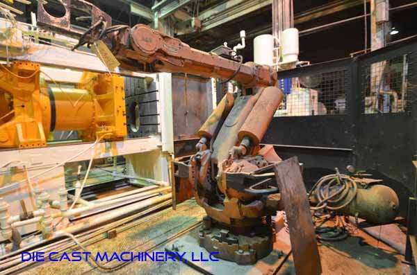 Used ABB Model: IRB 6400 2.40-120 Meter Six Axis Foundry Rated Industrial Robot with Extractor Package/Gripper for Extracting Die Castings