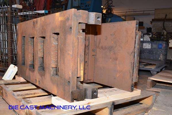 Used DME Model: DC-1518-Z 1518 Inch Standard Duty, Double Unit, Hot Chamber Zinc master unit die holder