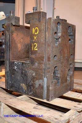 Used DME Model: DCS-1012-A 1012 inches Standard Duty, Single Unit, Cold Chamber Aluminum master unit die holder
