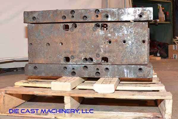 Used DME Model: DC-1012-Z 1012 Inch Standard Duty, Double Unit, Hot Chamber Zinc master unit die holder
