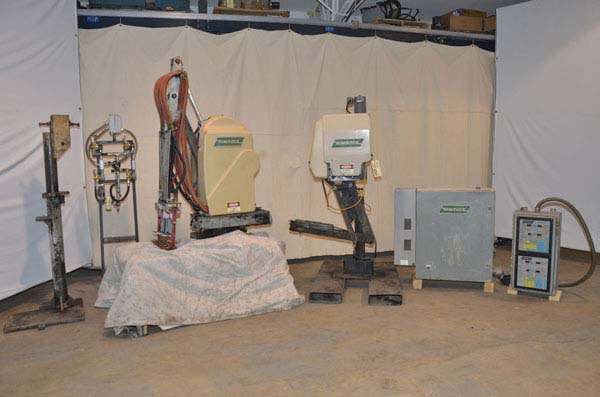 Used Rimrock Model: 410-60 inch & 305 70 inch Standard Duty 410-60/305-70 inch Combination Automatic Ladle & Reciprocating Die Sprayer Package