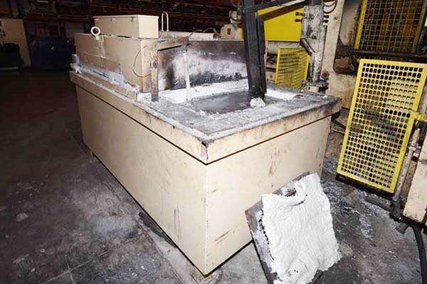 Used Lindberg MPH Model: LE 1816-L 2300 pound Low Energy High Efficiency Electric Heated Aluminum Holding Furnace