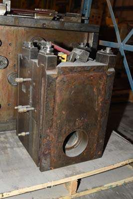 Used DME Model: DCS-1215-A 1215 inch Standard Duty, Single Unit, Cold Chamber Aluminum master unit die holder