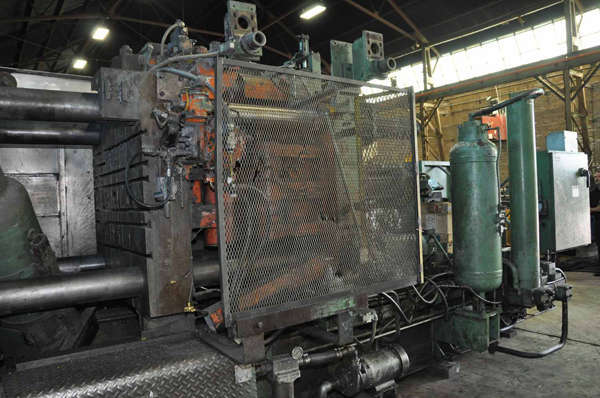 Used HPM Model: II-600-A 600 Ton Horizontal Cold Chamber Aluminum High Pressure Die Casting Machine