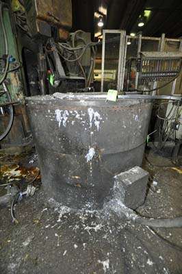 Used Thermtronix Model: RS-2300 2300 Electric Heated Silicon Carbide Crucible Type Aluminum Melting Furnace