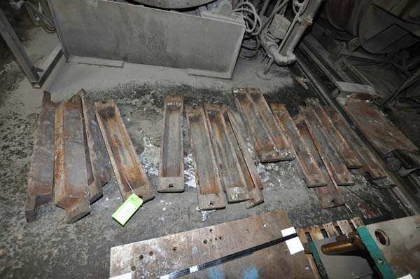 Used IngoTech Type Model: IT-30 30 Pound Cast Iron Ingot Mold for Aluminum Ingot Production