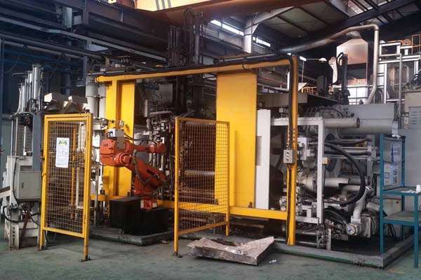 Used Ube Model: UB670iS2 683 Metric Ton Horizontal Cold Chamber Aluminum High Pressure Die Casting Machine