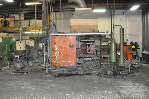 Used HPM Model: II-600-A 600 Ton Horizontal Cold Chamber Aluminum High Pressure Die Casting Machine