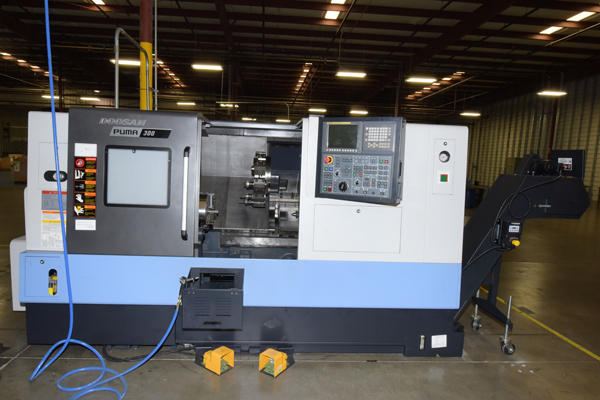 Used Doosan Model: Puma 300C Puma_300C_25 HP Two Axis CNC Turning Center (2 axis CNC lathe)