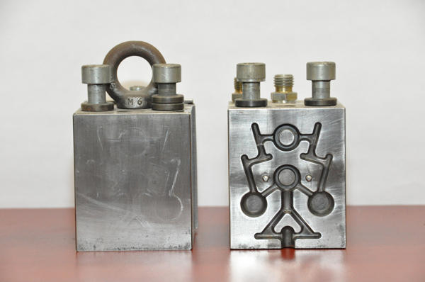 Used Fondarex Model: SuperVac Mini 100 314 VP3 Vacuum Valve for Processing Die Casting