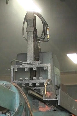 Used Advance Products Model: SR-1165 56.3 Inches of stroke Multi-Link Automatic Reciprocating Die Lubrication Sprayer for Die Casting and Foundry Operations