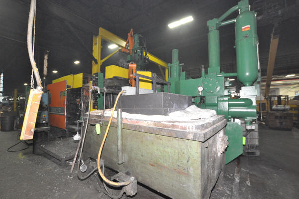 Used Toshiba Model: DC 800 CL-HT 800 Metric Ton Horizontal Cold Chamber Aluminum High Pressure Die Casting Machine