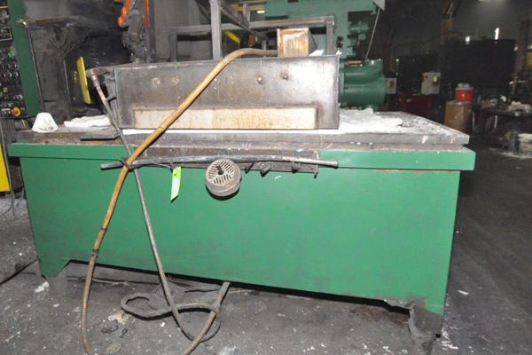 Used Lindberg MPH Model: 62-H1816-L-SP 2300 pound bath capacity Low Energy High Efficiency Electric Heated Aluminum Holding Furnace