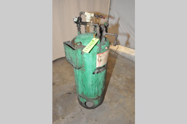 Used Rimrock Model: 20 Gallon Spray Tank 20 Gallon Pressurized Die Lube Reservoir (storage Tank)