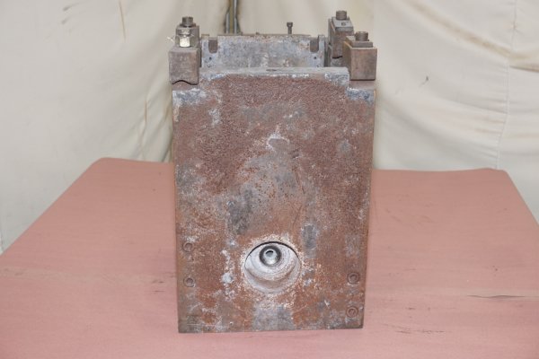 Used DME Model: DCS-1215-Z 1215 Inch Standard Duty, Single Unit, Hot Chamber Zinc master unit die holder