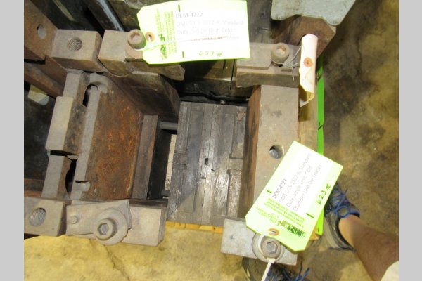 Used DME Model: DCS-1012-A 1012 inches Standard Duty, Single Unit, Cold Chamber Aluminum master unit die holder