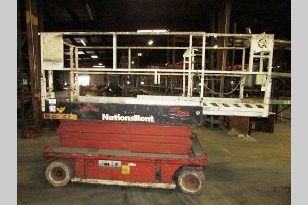 Used Snorkel Model: SL25 25 foot Forklift