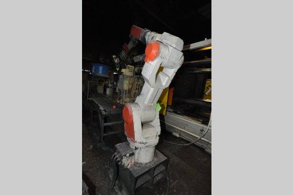 Used Kawasaki Model: FS-060L 6 Kilogram Six Axis Foundry Rated Industrial Robot