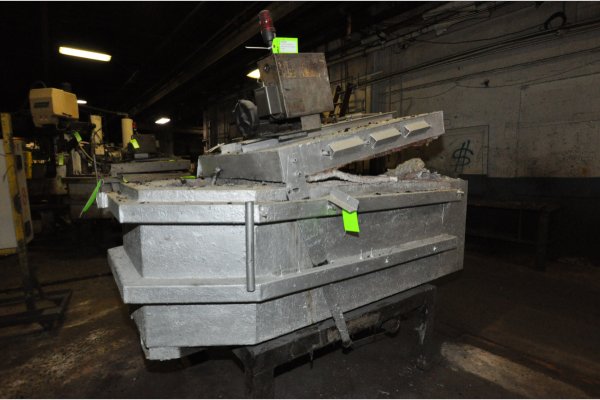 Used Cal-Miser Model: SO-2600 2600 pound bath capacity in aluminum Low Energy High Efficiency Natural Gas Heated Aluminum Holding Furnace