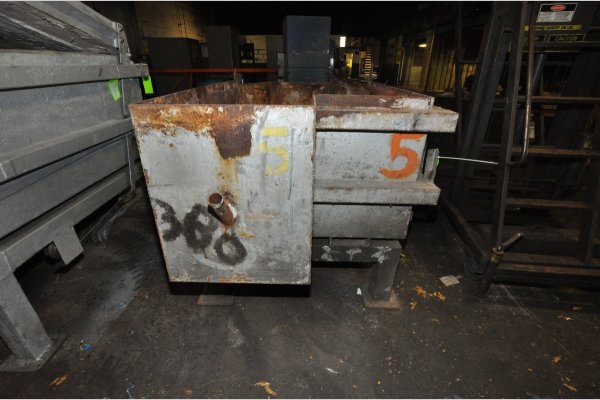 Used Cal-Miser Model: SO-2600 2600 pound bath capacity in aluminum Low Energy High Efficiency Natural Gas Heated Aluminum Holding Furnace