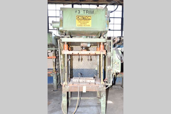 Used Metal Mechanics Model: DCT-35 35 U.S. Ton Four Column (Post) Vertical Hydraulic Die Casting Trim Press