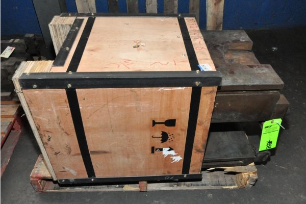 Used DME Model: DCS-1518-A 1518 Standard Duty, Single Unit, Cold Chamber Aluminum master unit die holder