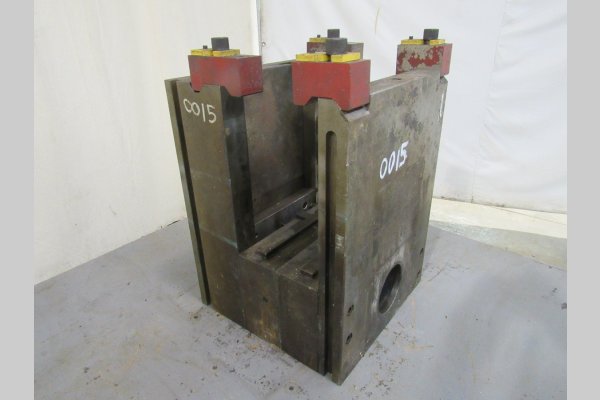 Used DME Model: DCS-1518-A 1518 Inch Standard Duty, Single Unit, Cold Chamber Aluminum master unit die holder