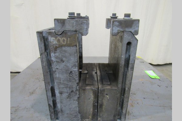 Used DME Model: DCS-1012-A 1012 Inch Standard Duty, Single Unit, Cold Chamber Aluminum master unit die holder