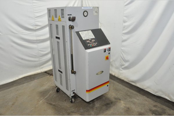 Used Sterlco Model: M2B 2016-U1 24 kW Single Zone Portable Hot Oil Process Heater Temperature Control Unit with Cooling Water Circuit