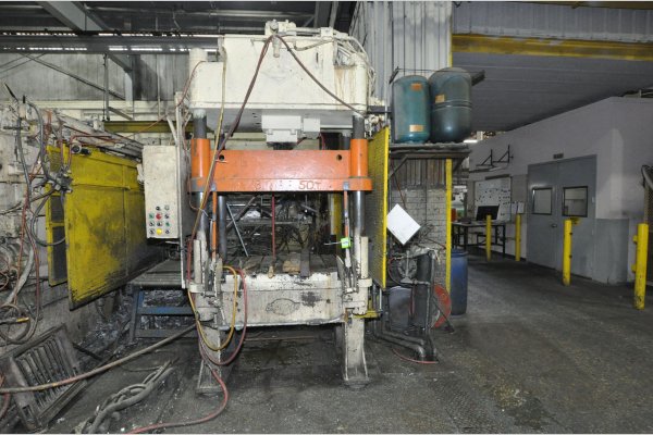 Used B&T Model: TP-30-4 50 U.S. Tons Four Column (Post) Vertical Hydraulic Die Casting Trim Press