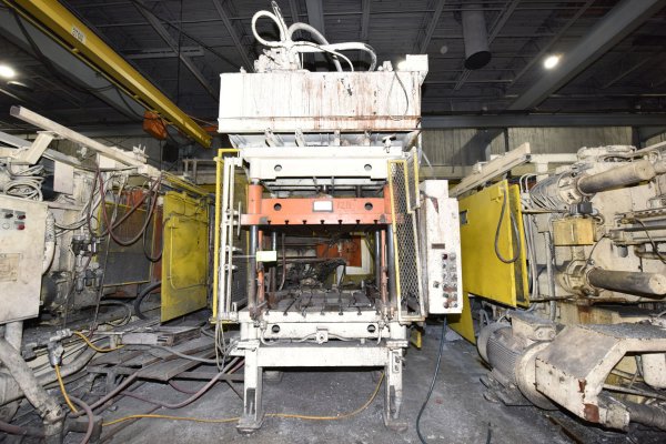Used E.A. Doyle Model: TP-30-6 30 U.S. Tons Four Column (Post) Vertical Hydraulic Die Casting Trim Press