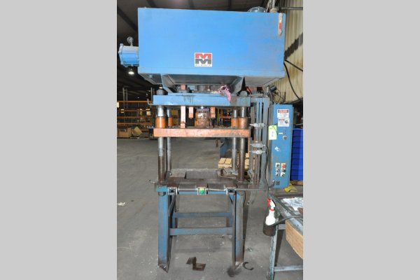 Used Metal Mechanics Model: DCT-30 30 U.S. Ton Four Column (Post) Vertical Hydraulic Die Casting Trim Press