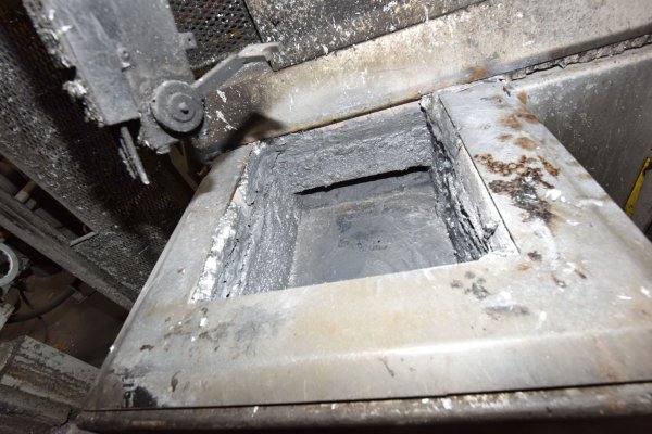 Used Cal-Miser Model: SO 2700 2700 Pound Holding Capacity(Aluminum) Low Energy High Efficiency Natural Gas Heated Aluminum Holding Furnace