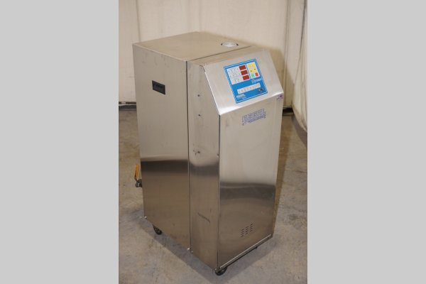 Used Advantage Model: RK-2460HCM-41D3 24 kW Single Zone Portable Hot Oil Process Heater Temperature Control Unit with Cooling Water Circuit