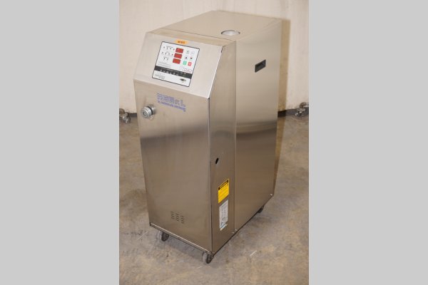 Used Advantage Model: RK-2460HCM-41D3 24 kW Single Zone Portable Hot Oil Process Heater Temperature Control Unit with Cooling Water Circuit