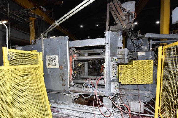 Used HPM Model: II-400-A 400 U.S. Tons Horizontal Cold Chamber Aluminum High Pressure Die Casting Machine
