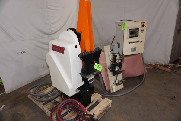 Used Rimrock Model: E 410-47 Epic 47 Inches of vertical stroke Multi-Link Automatic Reciprocating Die Lubrication Sprayer for Die Casting and Foundry Operations
