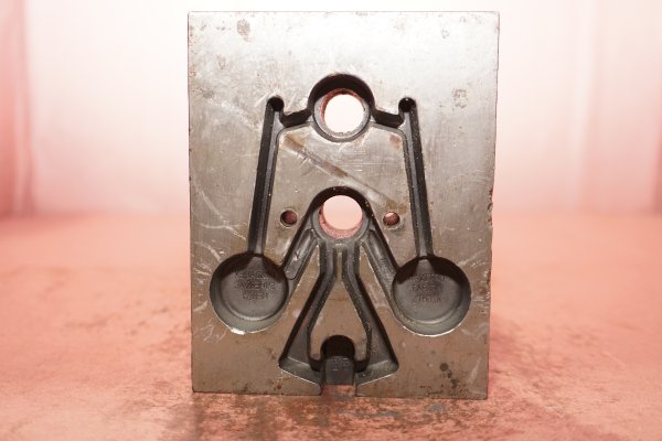 Used Fondarex Model: SuperVac Medio 200 – 1200 Ton Vacuum Valve for Processing Die Casting