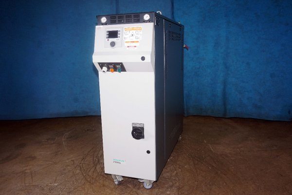 Used Regloplas Hot Water Model: P141XL/20/SG85/SK/RT100 20 kW Single Zone Portable Hot Water Process Heater Temperature control Unit