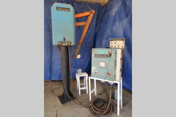 Used Advance Products Model: SL 1500 HS 25 Pound Capacity Multi-Link, Helper-Side, Automatic Ladle for Non-Ferrous Aluminum and Brass Die Casting and Foundry Operations