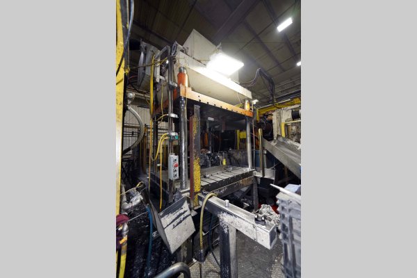 Used Metal Mechanics Model: TP-75 75 U.S. Ton Four Column (Post) Vertical Hydraulic Die Casting Trim Press