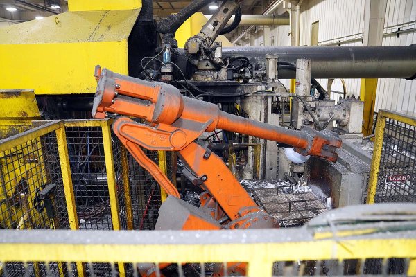 Used ABB Model: IRB 4400 45 Kilogram Six Axis Foundry Rated Industrial Robot