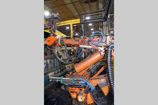 Used ABB Model: IRB 4400 45 Kilogram Six Axis Foundry Rated Industrial Robot