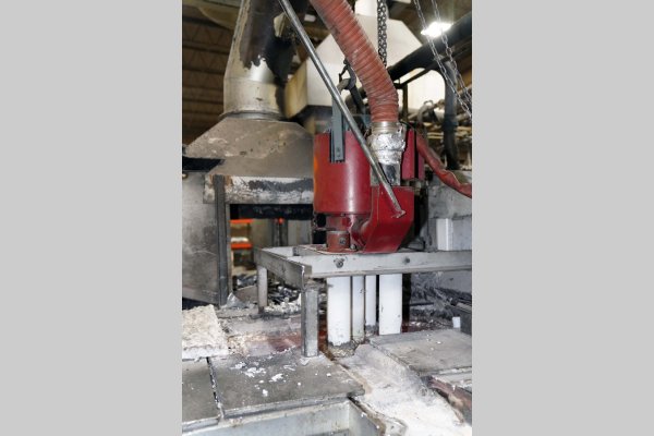 Used Molten Metal Equipment Innovations (MMEI) Model: Inline Rotary Degassing 5 HP Rotary Degassing and Fluxing Unit for Aluminum Alloys